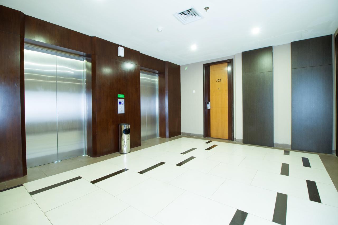 Reddoorz Near Roxy 2* Jakarta